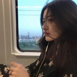 女生近期频繁换头像暗恋你