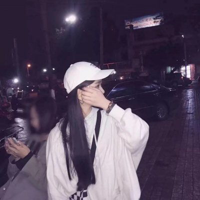 黑暗系图片超酷女生头像
