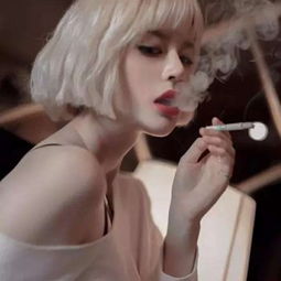 欧美女生头像气质女王范终要一个人熬过这漫漫长夜