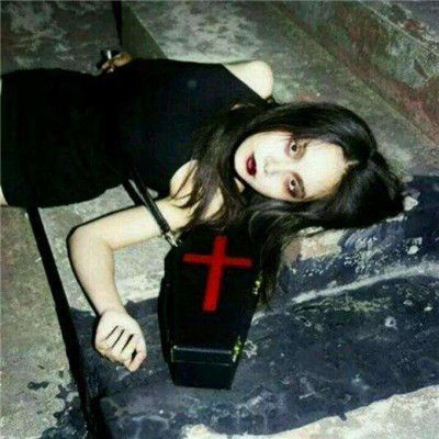病娇真人恐怖血腥头像胆小勿点