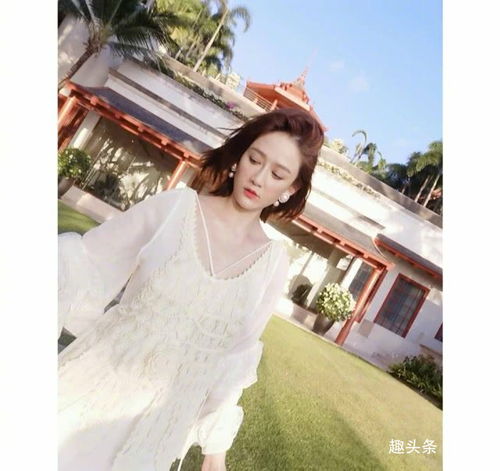 女生头像白色仙气白裙子阳光白裙