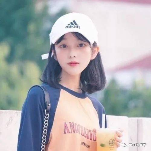 董路娟痴心一片终不悔,只为桃李竞相开