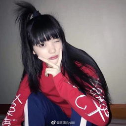 欧阳娜娜ins用简体中文发表,想不到这个女孩这么刚