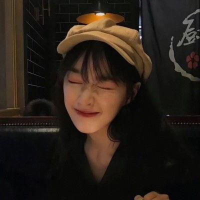 发给你笑点低的女朋友