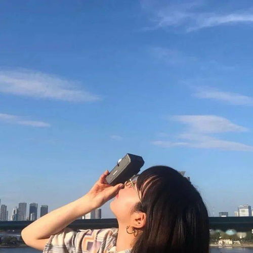 不模糊的女生头像不再联系