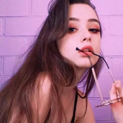 头像人生不能太过圆满,求而不得未必是遗憾