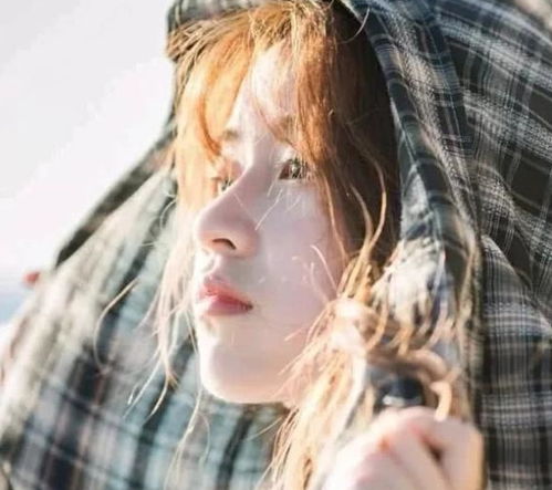 女生不注意这3种行为,脸盘会越来越大,异性都不敢直视