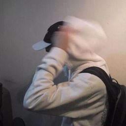 头像别想着谈恋爱了没钱还不够你操心的吗