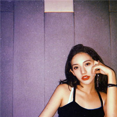 网红美女头像气质清新脱俗2018真的喜欢一个人安静的自由