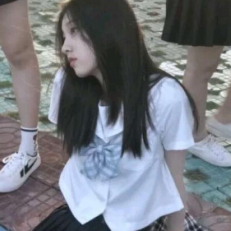 梦幻朦胧意境女生头像拼尽全力找到自己的幸福