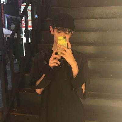 最新霸气帅气好看男生头像男生冷酷qq头像