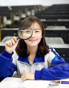 最美校服女生成功闯入演艺圈,你觉得她会火吗