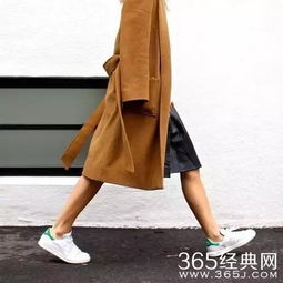 穿绿色衣服的头像女平底鞋