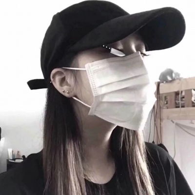 医用口罩可爱头像女刑拘