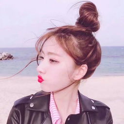 丸子头小萌妹