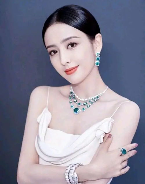 娱乐圈充满贵气的12位女星,个个美若天仙,你最喜欢谁