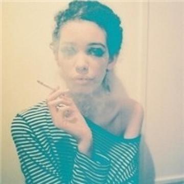 欧美邪恶重口味女生头像喝酒无法释放我的忧伤