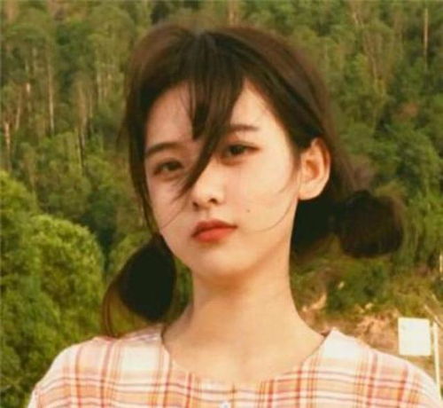 45岁女人微信吉祥头像图片大全一个女人