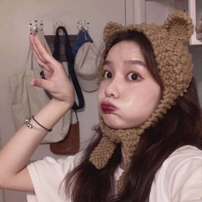 短发女头像闺蜜两张一对分开短发闺蜜头像一人一张很酷