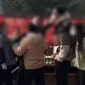 警方通报运城学院学生遭摊贩殴打因称重起纠纷打人者被行拘5日