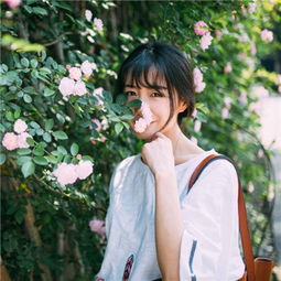 女生微笑有意境长发头像2018立白洗衣粉洗去我们的回忆