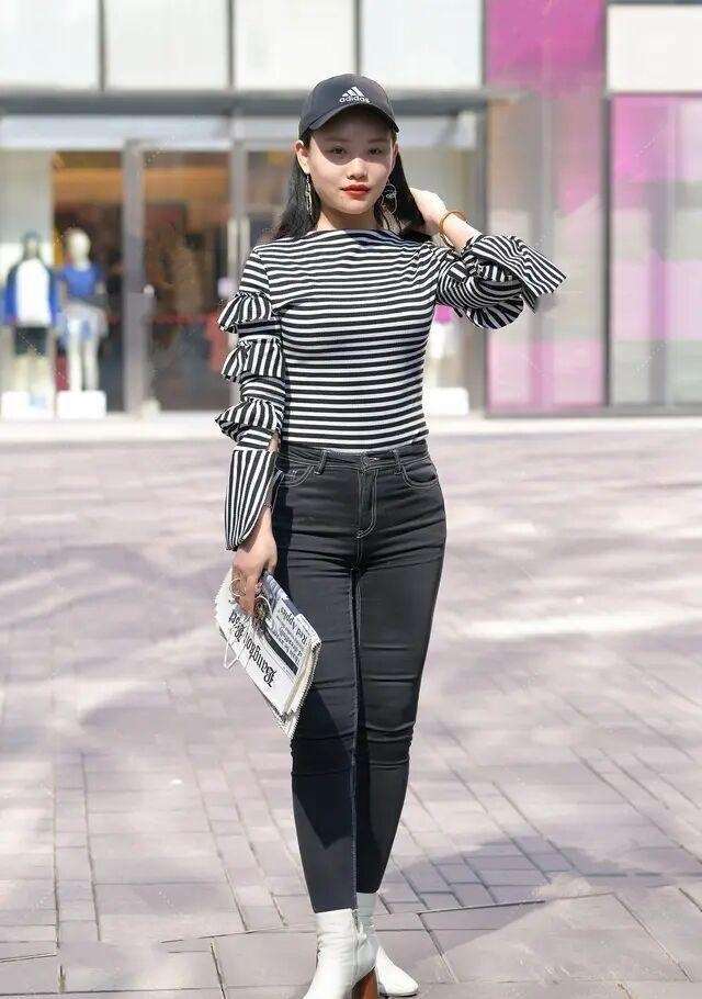 展现女性魅力的瑜伽裤,舒适个性显身材,尽显霸气