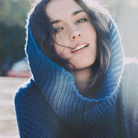 qq头像欧美范女生有你的回忆太过辛苦