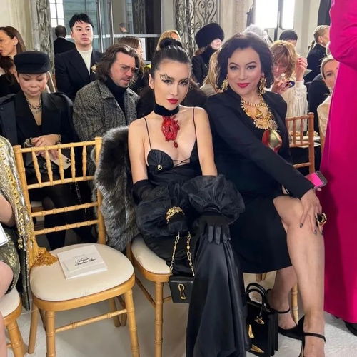 郭姐王姐和李哥,在高定秀场对抗欧美女星
