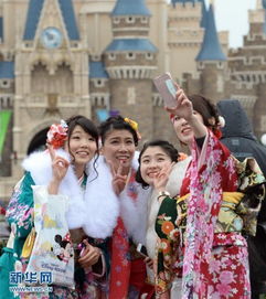 日本女孩庆祝成人节