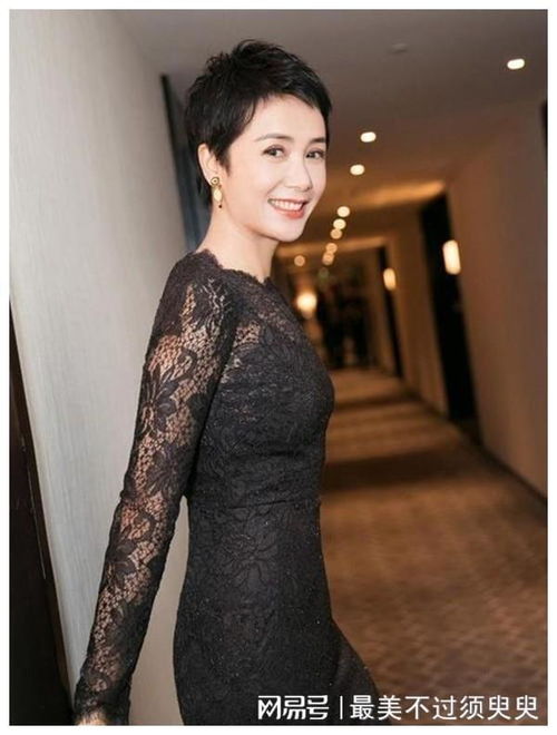 她的初恋是王全安,后嫁给顾长卫,曾被传出移情黄轩