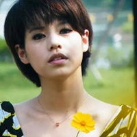 短发清纯美女图片头像清纯短发女生头像