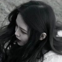 黑白美女头像侧脸头像唯美美女侧面黑白头像图片