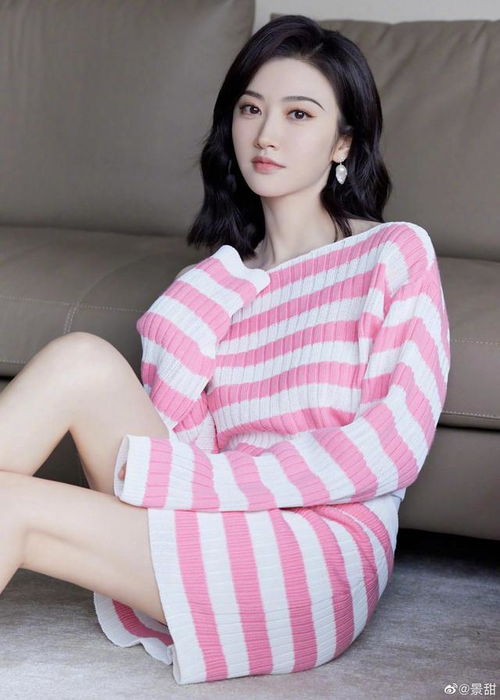 人间富贵花景甜穿搭,或18岁青春少女或优雅气质女神