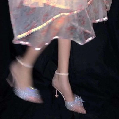 没谈过恋爱的女生,身上这3个特征明显,绿茶装不出来