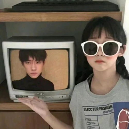 美女头像,这年头谁不爱美女呢发圈人气暴涨的沙雕文案