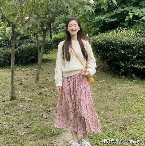清纯邻家妹妹跟着赵露思学少女感穿搭,自带宛如青草香的元气力量