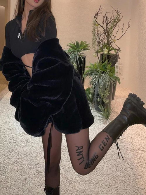 性感冷艳黑丝高雅美女,美丽绝伦让人挪不开视线