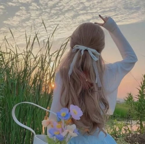 美女love的绿色系头像