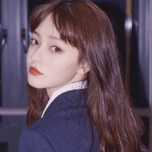 有什么绝美的女生头像