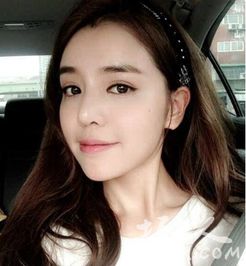 柯震东李毓芬肩靠肩秀恩爱为爸爸庆生疑似已结婚