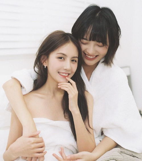 王思聪豪横情史再现,清纯女子和辣妹疑争夺地位上演宫心计