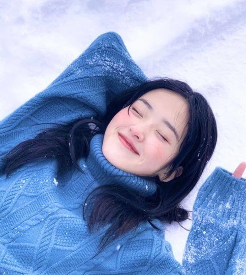 穿毛衣很土今年流行穿这3款,气质又时髦