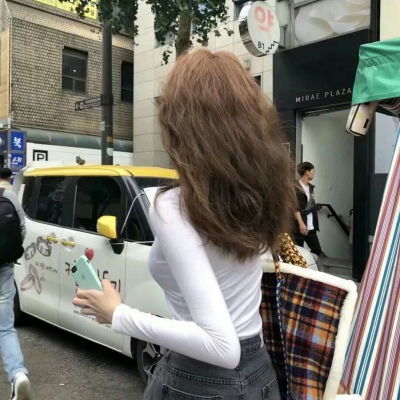 能赢钱的微信头像女美女陪聊