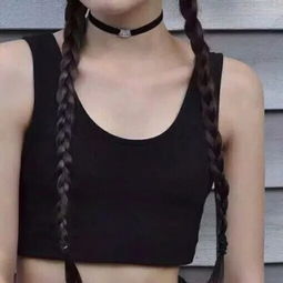 女生头像半身不露头黑色吊带