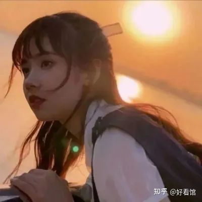 女生唯美日落背影图片落日头像女日落仙女头像夕阳美女背影图片唯美夕阳下美女侧面头像女孩唯美夕阳头像独看夕阳的微信头像男生头像背景夕阳夕阳下的女生头像侧脸最新