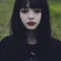 清晰冷漠伤感女生头像,天冷了换个风格头像