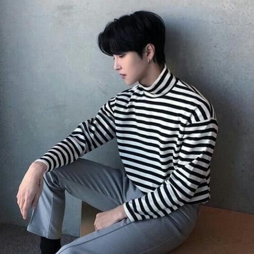 白绿条纹衫