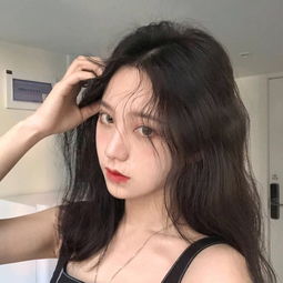 期待下一颗巧克力糖清新性感时尚气质女生头像