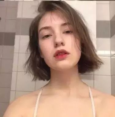 一夜之间,身边的女生都换了这几款短发,火了火了