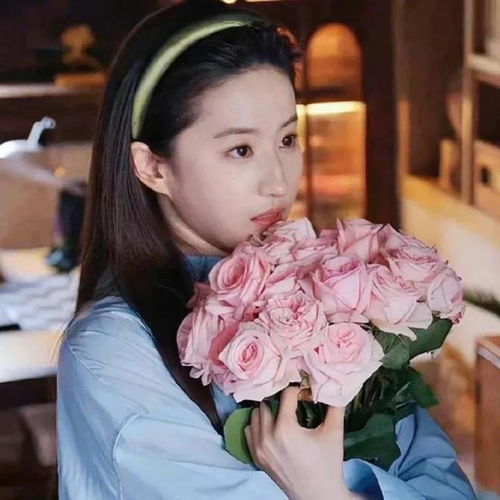 刘亦菲捧花头像为什么突然火了神仙姐姐秒变锦鲤